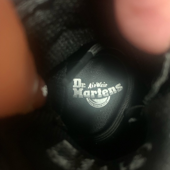 Dr. Martens kids Black Boots size 7 - Picture 9 of 13